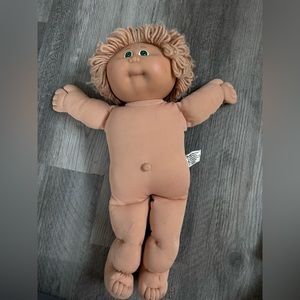 Cabbage Patch Vintage 1978,1982 Light Brown Hair Green Eyes Signed
